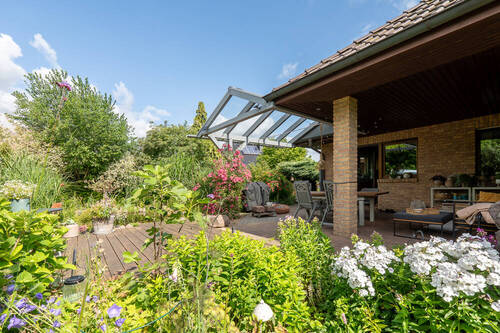 Überdachte Terrasse - 