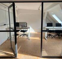 Kreuzberger Büro mit Fernsehturm-Blick, 1-4 Plätze, möbliert - Berlin