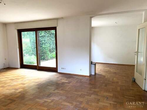 Wohnzimmer - Terrassenwohnung mit 101,00 m² in Karlsruhe zum Kaufen