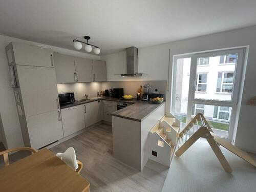 Die Küche - 3 Zimmer Etagenwohnung zur Miete in Kaufbeuren