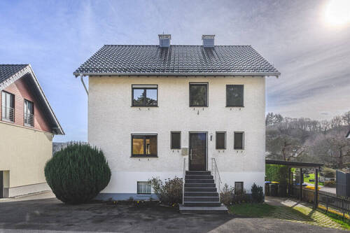 Titelbild - 7 Zimmer Einfamilienhaus in Simmerath