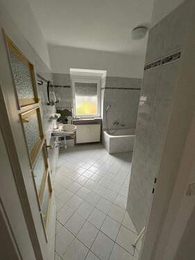 Bild 2 - 2 Zimmer Etagenwohnung zur Miete in Frankfurt