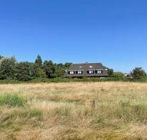 Verkauft! Schicke 2 Zimmer Erdgeschoss-Wohnung mit wunderbarem Wiesenblick in ruhiger Lage Morsums - Sylt