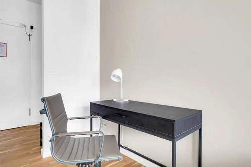 Bild 1 - Voll möblierte, geräumige Wohnung in Berlin