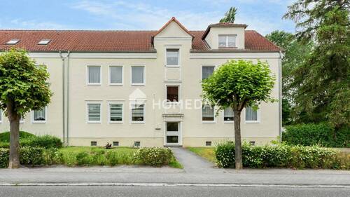 Außenansicht 2 - Gepflegte 3-Zimmer-Wohnung mit Stellplatz und Keller