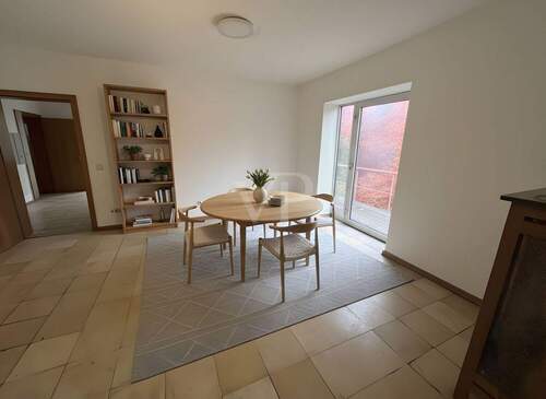 Eßzimmer (virtuelle Möblierung) - 