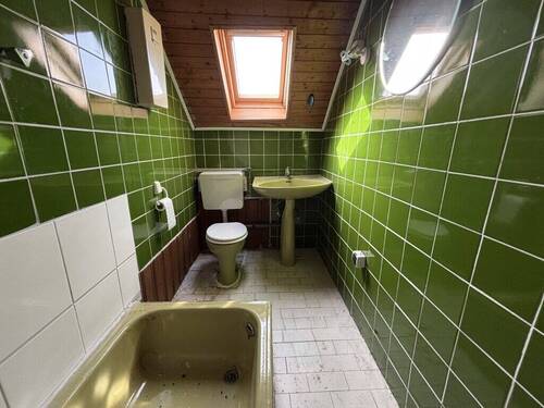 Badezimmer Dachgeschoss - 