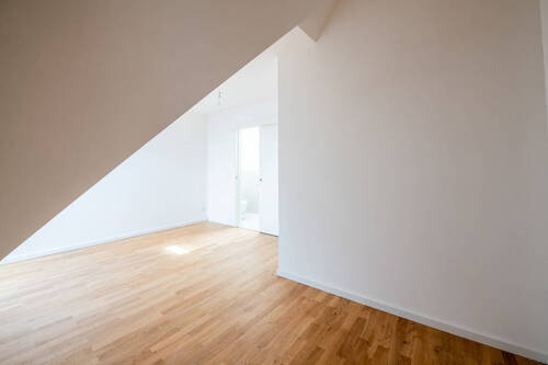 Zimmer 2 - 