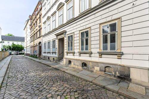 Außenansicht - 4 Zimmer Etagenwohnung zum Kaufen in Dresden