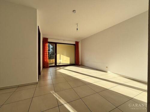 Wohnzimmer - 2-Zimmer-Wohnung im Rodgebiet - 480,00 EUR Kaltmiete, ca.  40,00 m² Wohnfläche