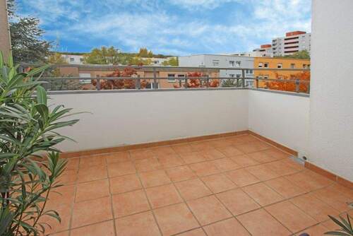 Loggia - 4 Zimmer Etagenwohnung in Darmstadt