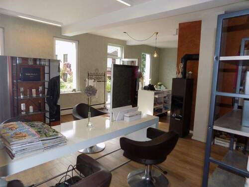 0201 Salon.jpg - 2 Zimmer Büro in Wangen