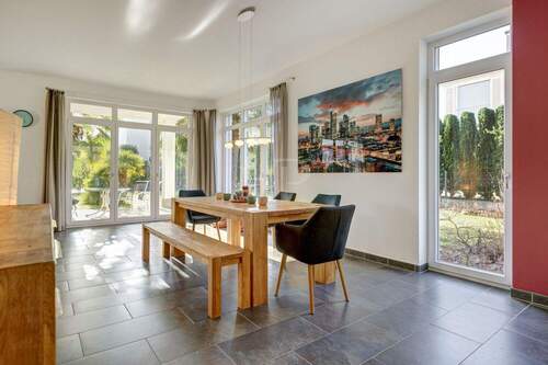  Essbereich - Einfamilienhaus mit 190,00 m&sup2; in Kelkheim (Taunus) zum Kaufen