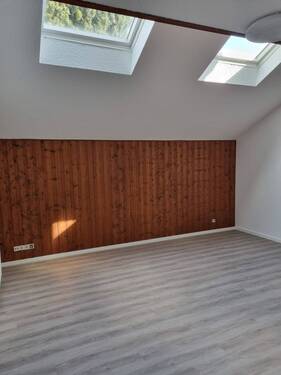 Wohnzimmer - 2 Zimmer Etagenwohnung zur Miete in Dietzenbach