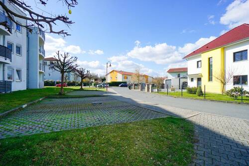 Umfeld - Etagenwohnung mit 60,80 m&sup2; in Pirna zum Kaufen