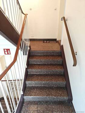 Treppenhaus - Etagenwohnung mit 70,00 m² in Bremen zum Kaufen