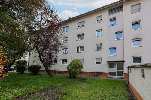 Bild 1 - Bezugsfreie 3-Zimmer-Wohnung mit Kfz-Stellplatz