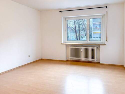 Zimmer 1 - 3 Zimmer Etagenwohnung zum Kaufen in Konstanz