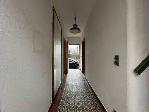 Diele - Reihenmittelhaus mit 108,90 m&sup2; in Alsdorf zum Kaufen