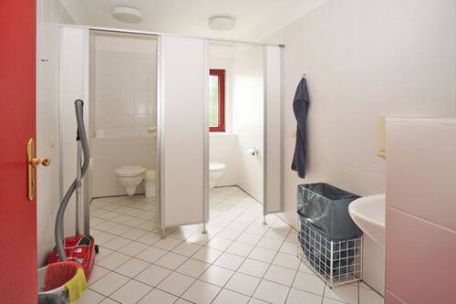 WC - 