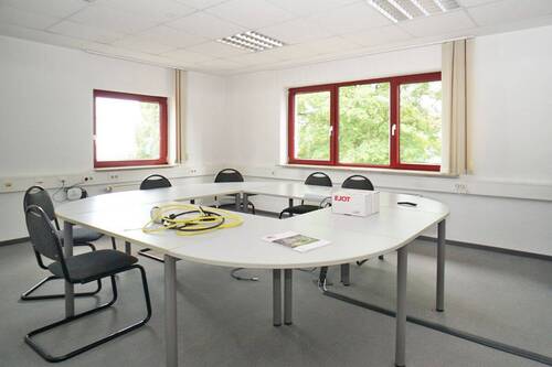 Büro 2 - 