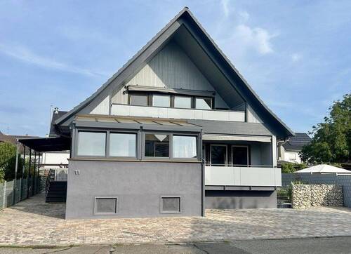 Haus - Zwei Wohnungen in Top-Lage von Ettenheim-Altdorf - provisionsfrei