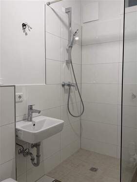 Duschbad 1 - 