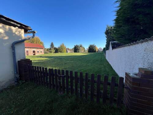 vordere Grundstück 2.jpg - Grundstück zum Kaufen in Drebkau