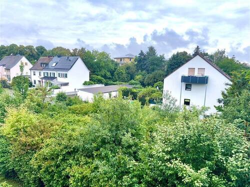 Blick von ihrem Balkon - 