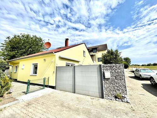 house - 7 Zimmer Einfamilienhaus zur Miete in Wiesbaden / Delkenheim