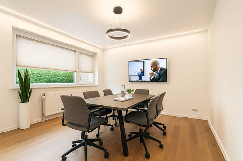 OP-Raum/Büro virtuell möbliert - 