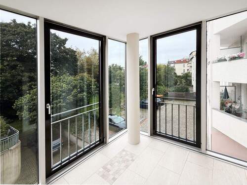 Wintergarten - 3 Zimmer Etagenwohnung in Berlin