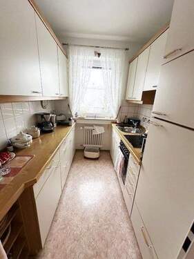 Blick in Küche diese gehört zur Wohnung.jpg - 