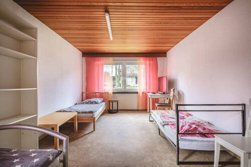 Schlafzimmer Erdgeschoss 2 - 