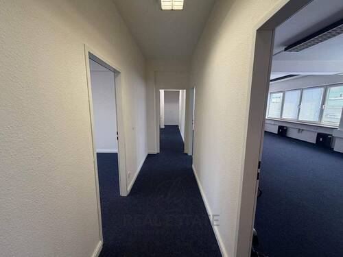 2.jpg - 5 Zimmer Büro zur Miete in Hamburg