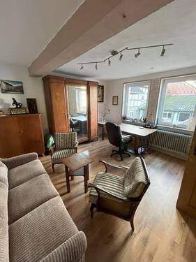 EG Zimmer 1 (2).jpg - 2 Zimmer Mehrfamilienhaus, Wohnhaus zum Kaufen in Antrifttal