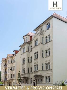 Straßenfassade - 