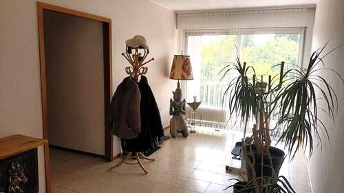 03 EG Flur, Bild 2.JPG - 5 Zimmer Einfamilienhaus in Ruppichteroth