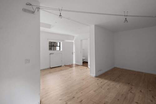 Bewohnbare Nutzfläche mit Duschbad Ansicht II - 