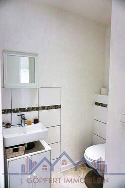 Gäste WC - Mehrfamilienhaus, Wohnhaus mit 165,00 m&sup2; in Leck zum Kaufen