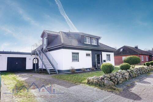 Zur Einliegerwohnung - 