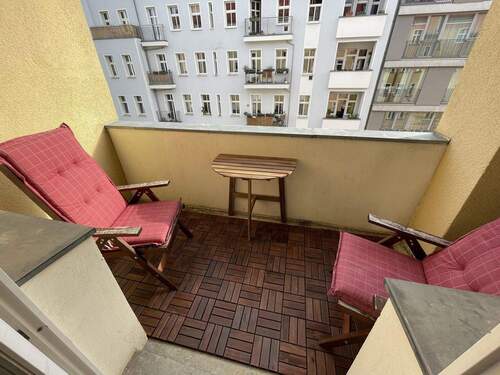 Balkon - 2 Zimmer Etagenwohnung in Berlin