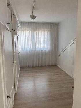 Ankleidezimmer OG - 