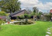 Blick Terrasse auf den Teich - 4 Zimmer Einfamilienhaus in Langenhagen