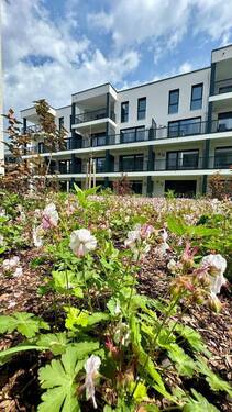 Bul Außenanlagen (5).jpeg - Etagenwohnung mit 99,60 m² in Burglengenfeld zum Kaufen