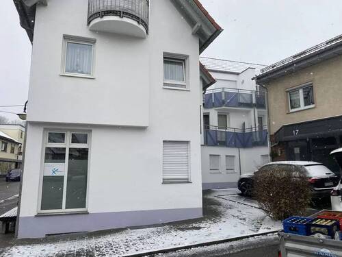 Hausansicht - Schöne Eigentumswohnung in ruhiger Lage in Neckartenzlingen zu verkaufen