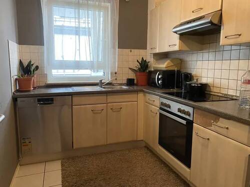 Einbauküche - 3 Zimmer Etagenwohnung in Neckartenzlingen
