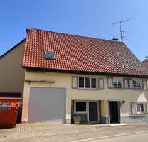 Ehemaliges Bauernhaus mit individuellen Nutzungsmöglichkeiten - Zimmern unter der Burg