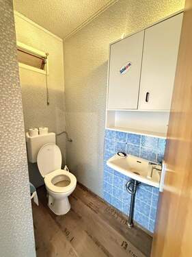 WC - 