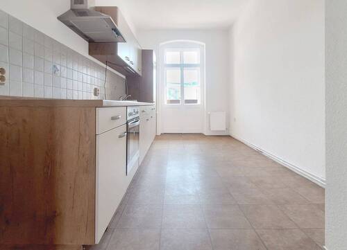 Küche mit Einbauküche - 2 Zimmer Etagenwohnung zur Miete in Görlitz